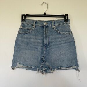 Zara Women’s Distressed Denim Mini Skirt Size M